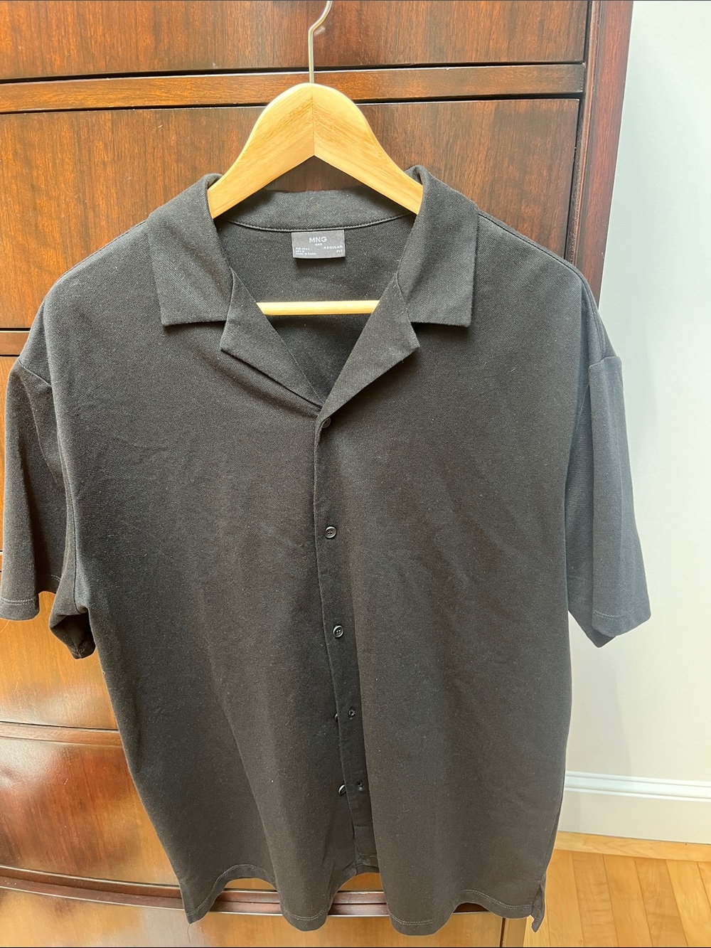 Men’s Mango Black Collared Shirt